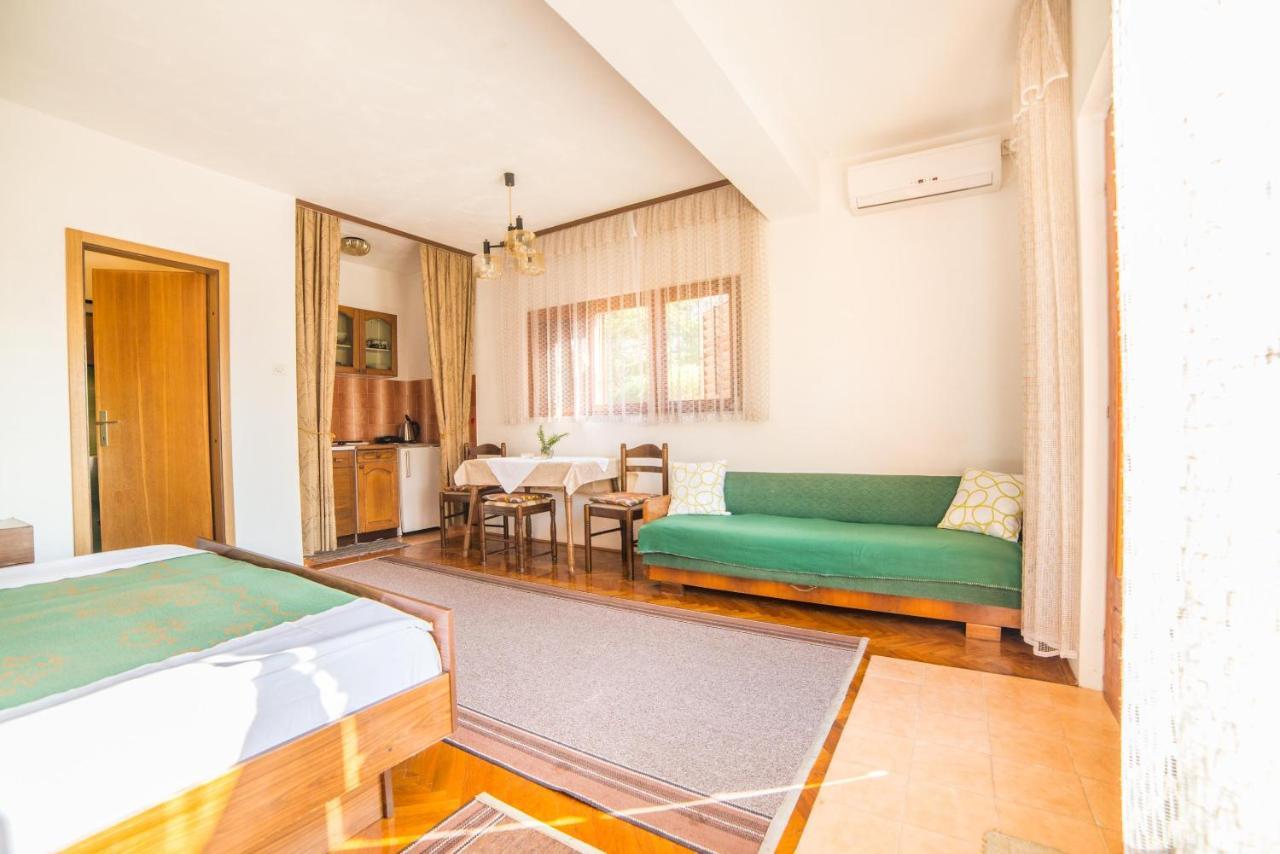 Apartments Antic 4255 セルツェ エクステリア 写真