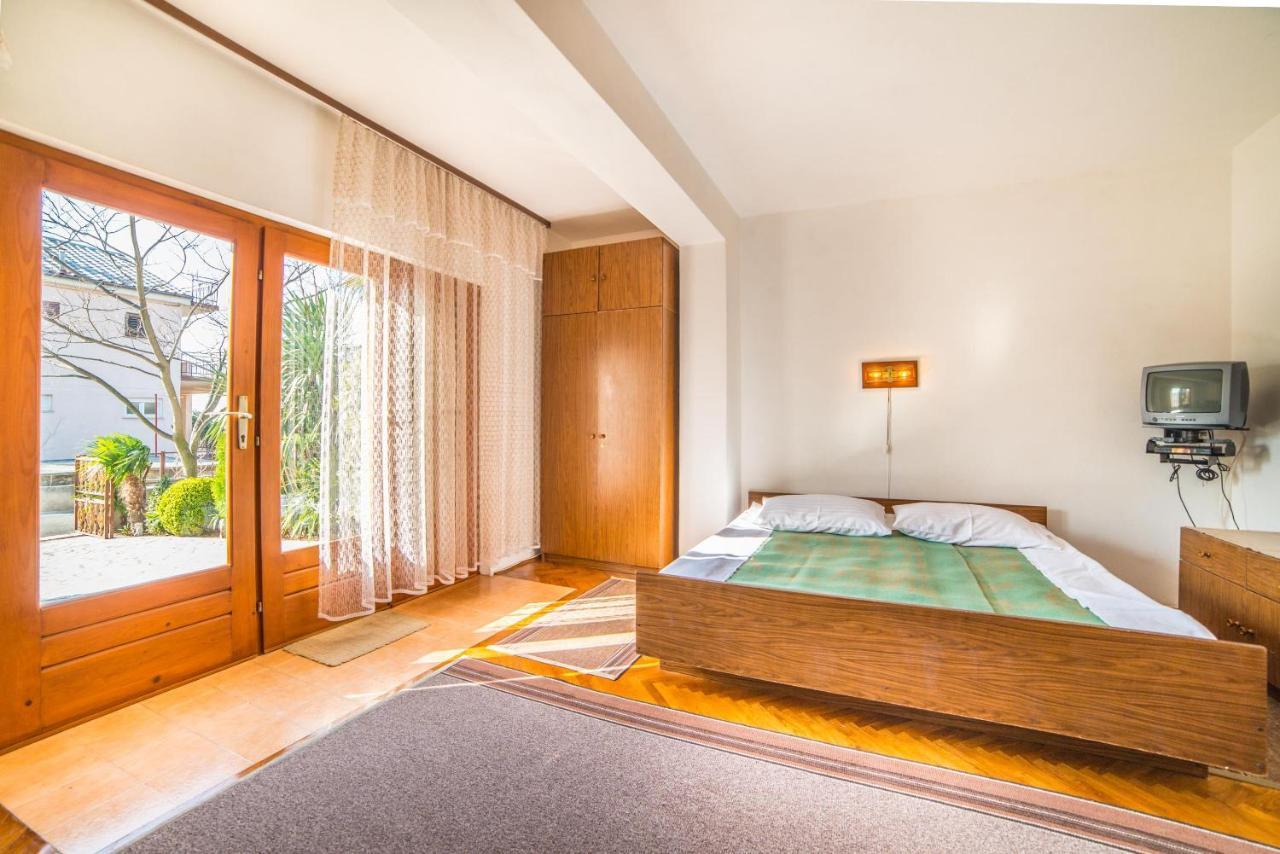 Apartments Antic 4255 セルツェ エクステリア 写真